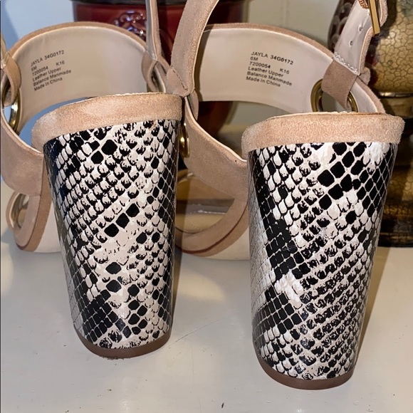 Jones New York Jayla Sandal - Picture 2 of 4